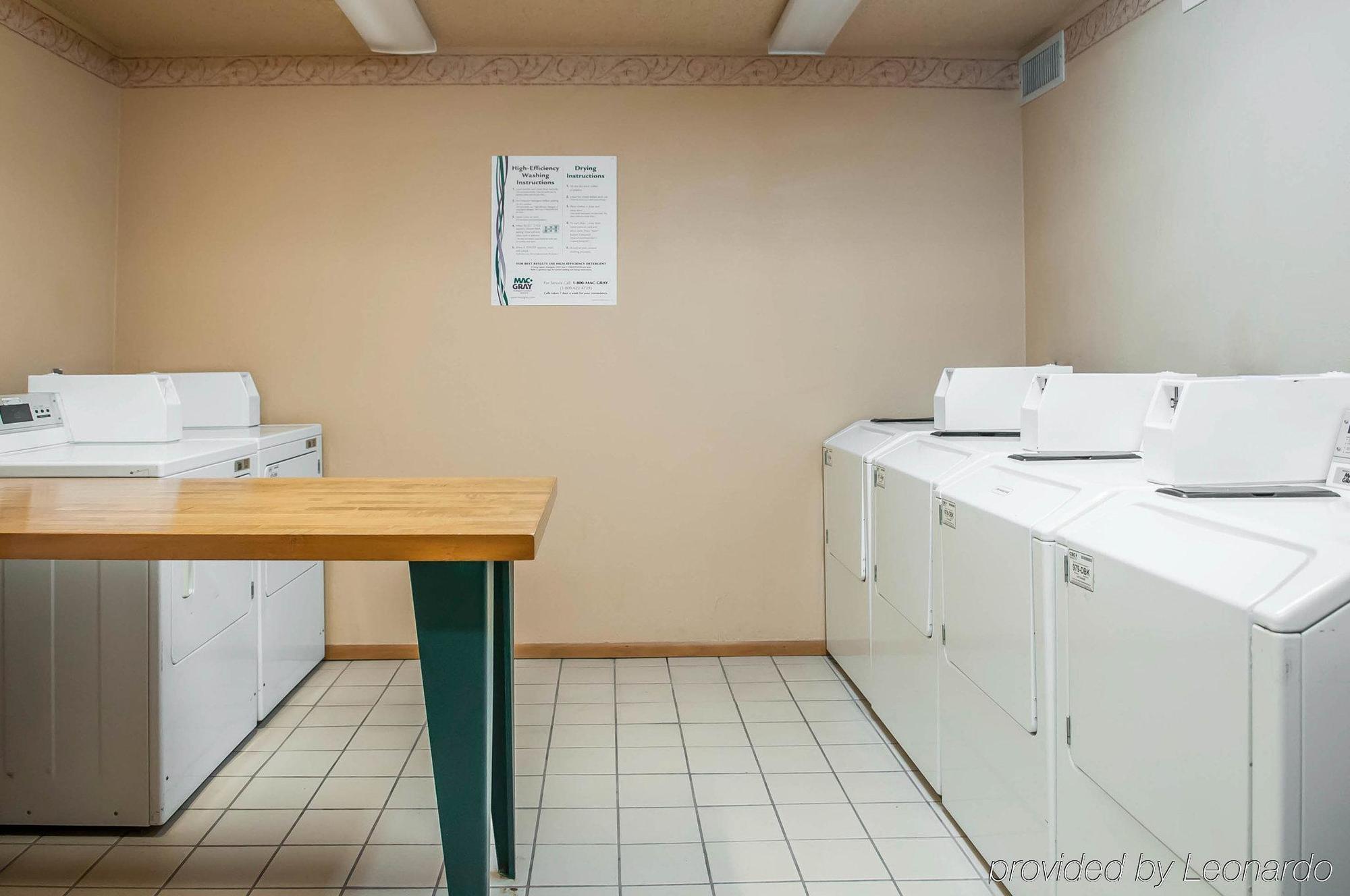 Pan American Inn And Suites Albuquerque Ngoại thất bức ảnh