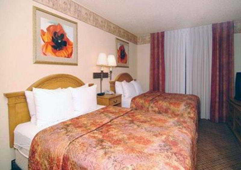 Pan American Inn And Suites Albuquerque Ngoại thất bức ảnh