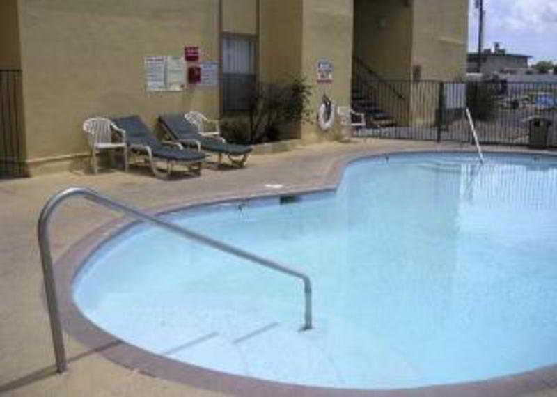 Pan American Inn And Suites Albuquerque Ngoại thất bức ảnh